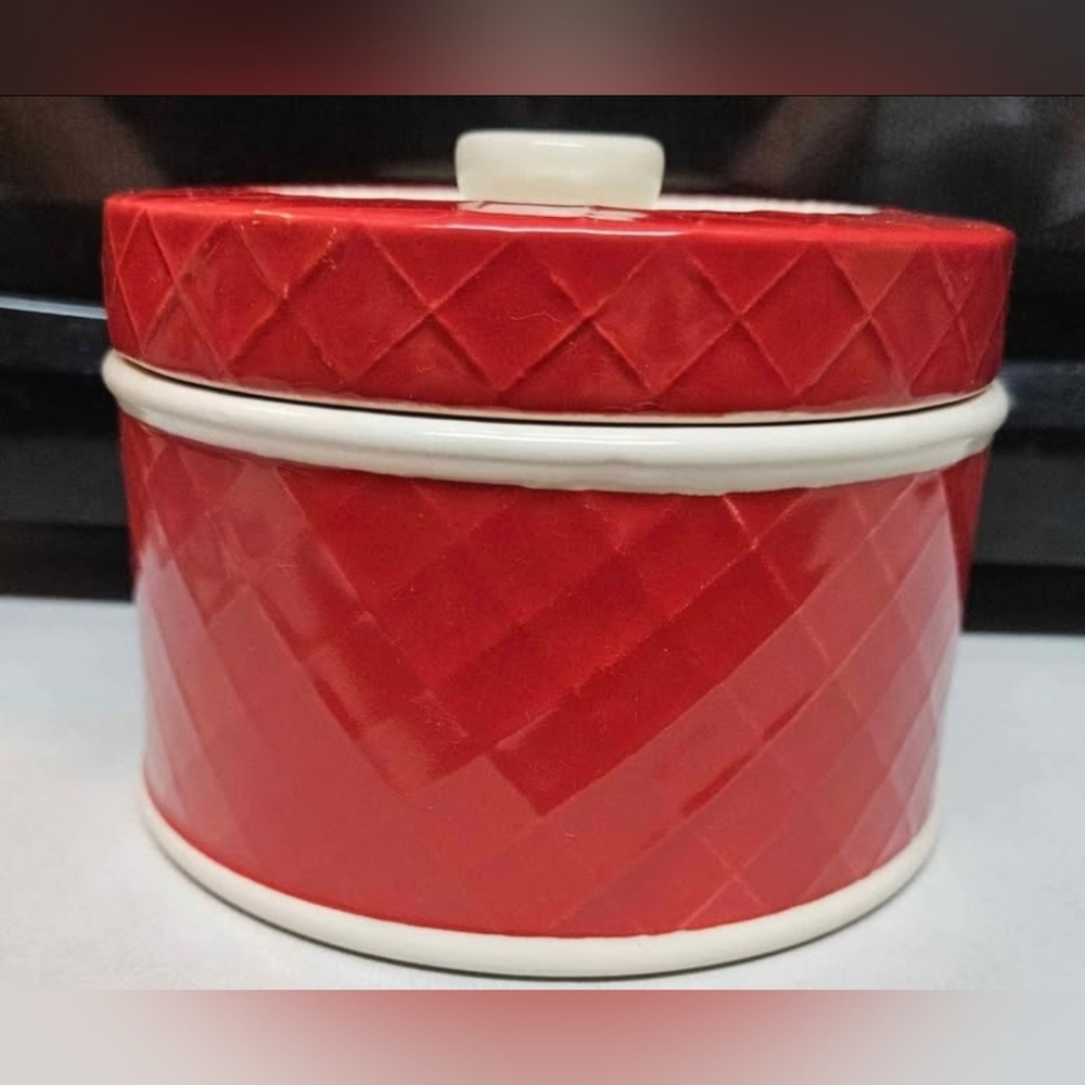Tender Heart Treasures Valentine's Red & Cream Kitchen Canister Jar Lid Vtg